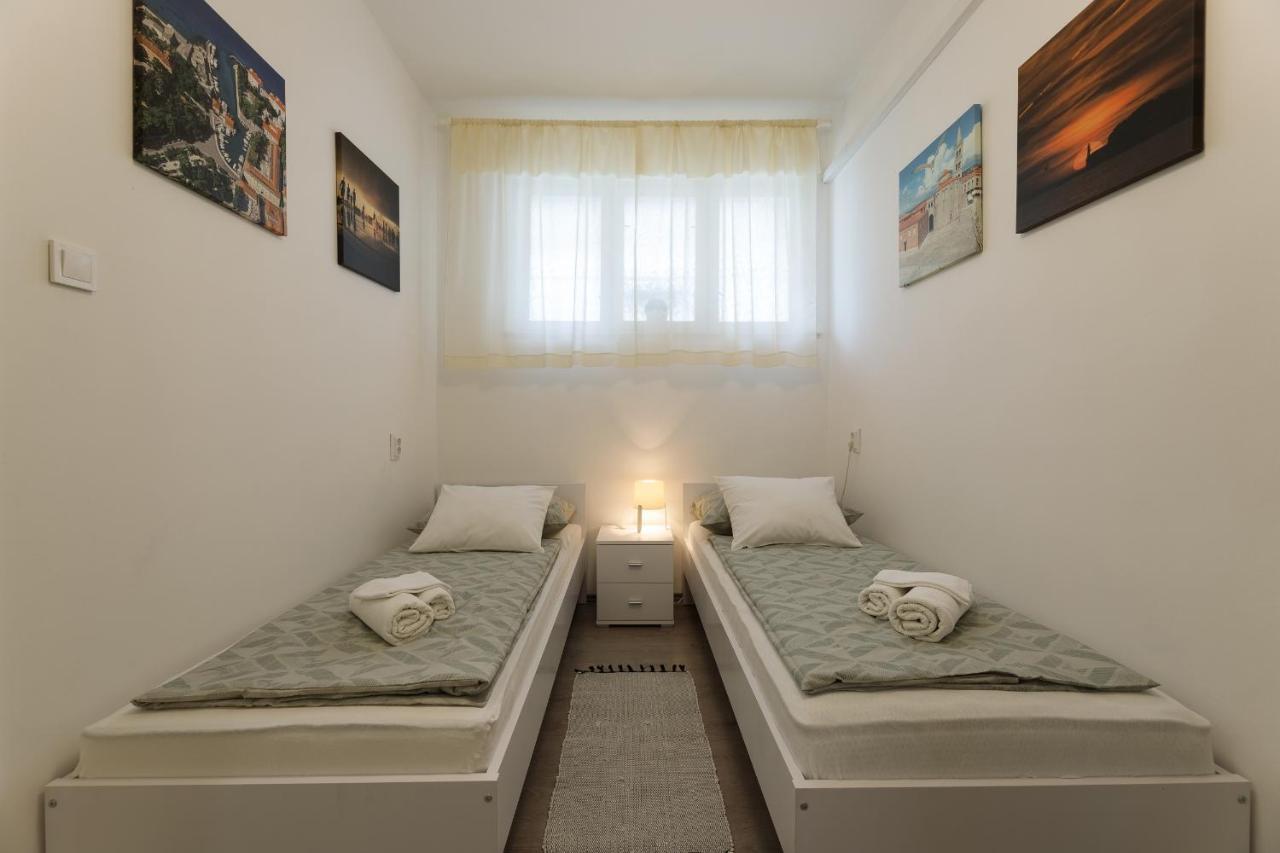 Apartment Studio Vito *